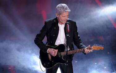Claudio Baglioni, storia del "dirottatore artistico" di Sanremo 2019
