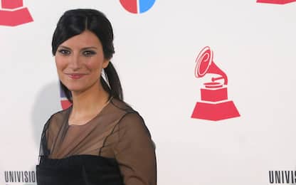 Tanti auguri Laura Pausini, la cantante emiliana compie 44 anni