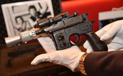 Star Wars, la pistola di Han Solo venduta all'asta per 470mila euro