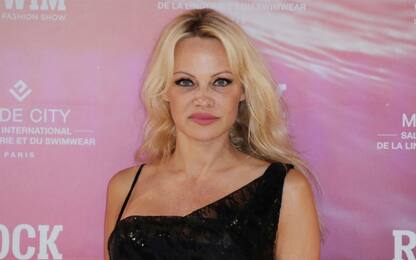 Pamela Anderson dribbla Rami e allontana le nozze con il calciatore