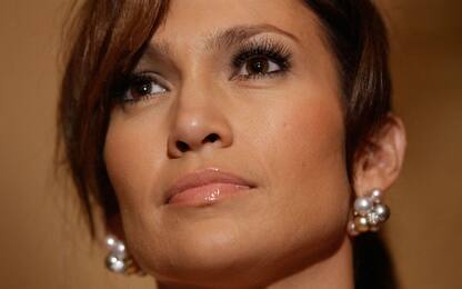 Jennifer Lopez compie 49 anni