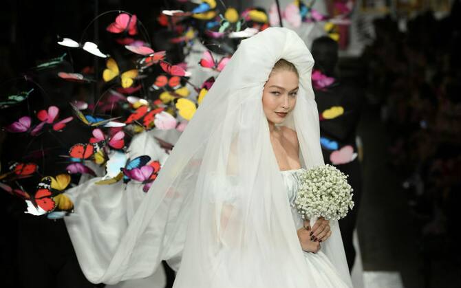 Abiti moschino store estate 2019