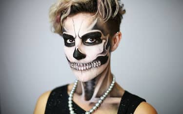 GettyImages-Halloween_Makeup