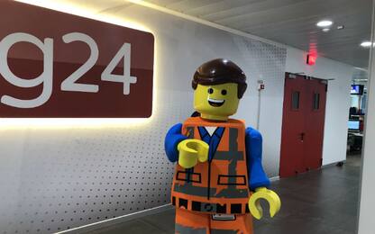 The Lego Movie 2, Emmet in visita a Sky. FOTO 
