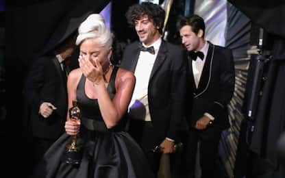 Oscar 2019, Lady Gaga vince con Shallow e piange. FOTO