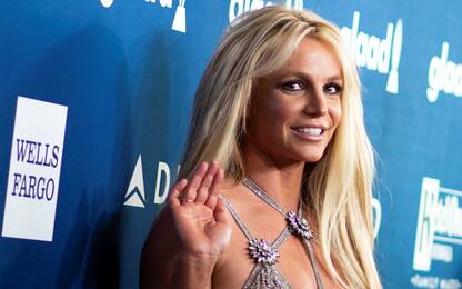 Britney Spears si fa ricoverare per stress in centro di salute mentale