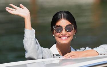 Venezia, la madrina Alessandra Mastronardi sbarca al Lido