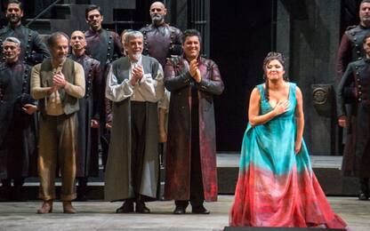 Prima alla Scala, 16 minuti di applausi per la Tosca di Puccini