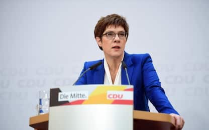 Germania, caso Turingia travolge Annegret Kramp-Karrenbauer