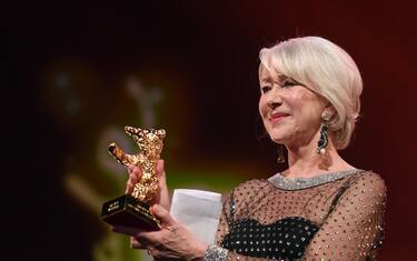 GettyImages-Helen_Mirren_Berlinale_2020__16__HERO