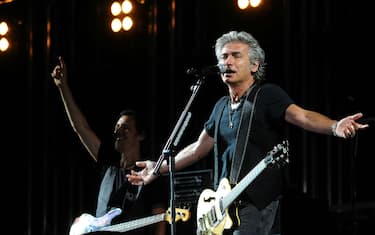 Getty_Images_Luciano_Ligabue_palco_concerto_Start