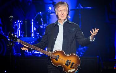 Beatles, manoscritto di Hey Jude venduto all’asta per 910mila dollari