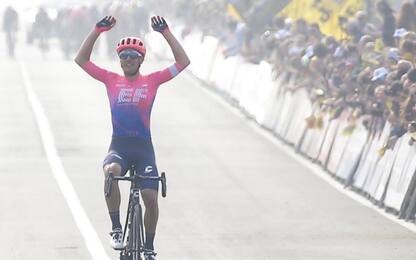 Giro delle Fiandre, trionfo italiano: vince Alberto Bettiol
