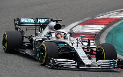 Formula 1, Hamilton vince il Gran Premio della Cina