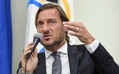 Francesco Totti lascia la Roma: la conferenza stampa