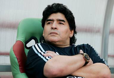 Dolce&Gabbana condannati a risarcire Maradona per l’uso del nome