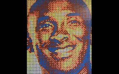 Kobe Bryant, mosaico di cubi di Rubik dedicato all'ex cestista. VIDEO