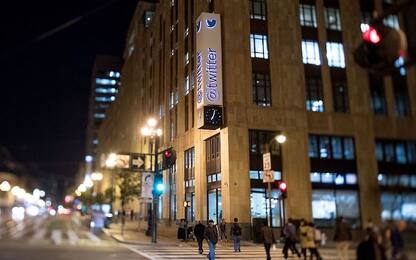 Twitter assume altri giornalisti, diventerà una "media company"?