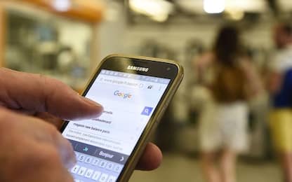Google, sullo smartphone con le mail si può inviare anche denaro 