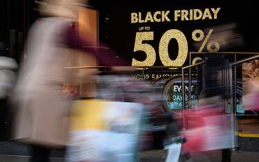 Black friday 2017: cos'è e come funziona la giornata dei super-sconti