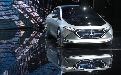 EQA e le sue "sorelle": Mercedes accelera sulle auto elettriche
