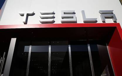 Model 3, le novità e le incognite della grande scommessa di Tesla