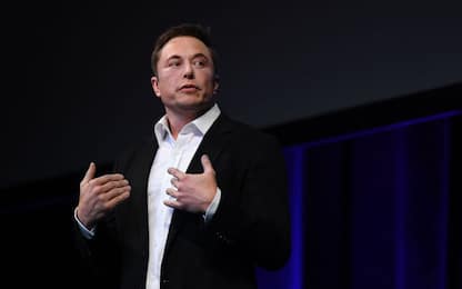 Elon Musk cancella le pagine Facebook di Space X e Tesla