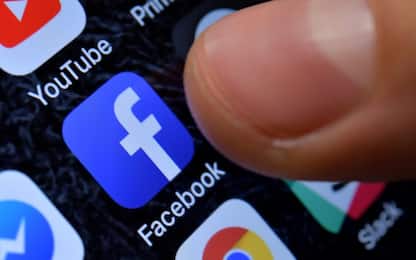 Facebook ha ammesso di aver fatto trascrivere gli audio di Messenger