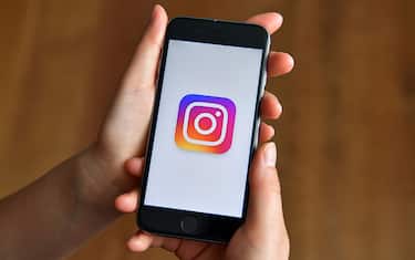 Instagram, corretto bug che permetteva di risalire a foto cancellate