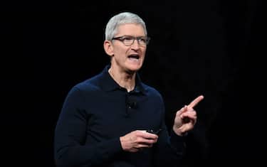 GettyImages-tim_cook