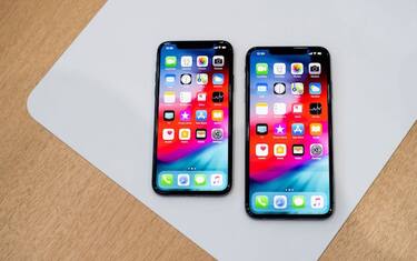 Apple, meno componenti nei display per abbassare i costi