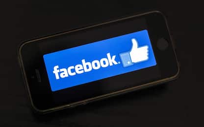 Facebook teme multa per violazione privacy: accantonati 3 miliardi