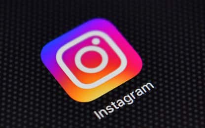 Instagram stories, in arrivo un nuovo adesivo per effettuare donazioni