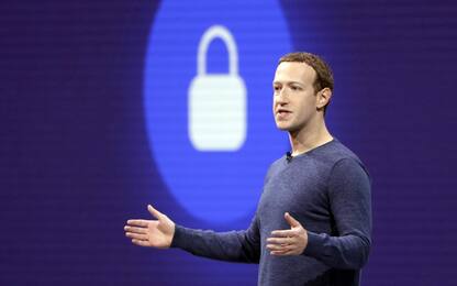 Zuckerberg, visita alla sede Luxottica di Agordo del Ceo di Facebook