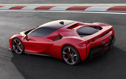 Ferrari, presentata la nuova SF90 Stradale ibrida. FOTO