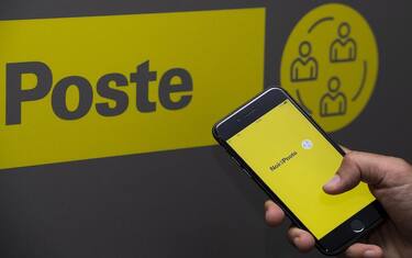 Cashback, l’offerta di Poste Italiane: 1 euro in più con Postepay