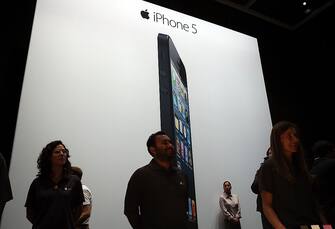 Photos from the launch of the iPhone 5