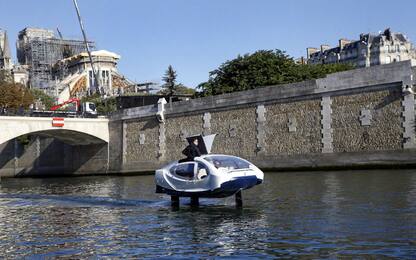 Parigi ecco i SeaBubbles, i taxi d'acqua eco-friendly. FOTO